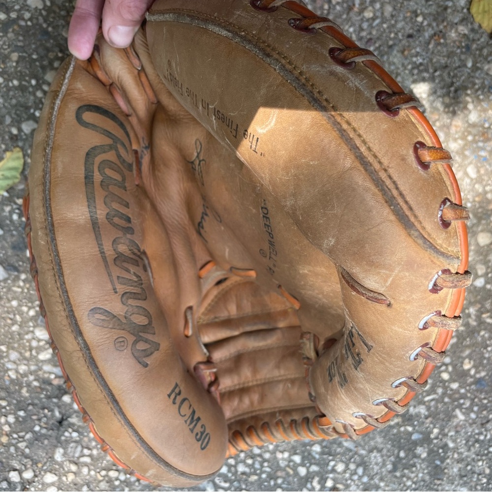 Rawlings Classic Brown Baseball Glove